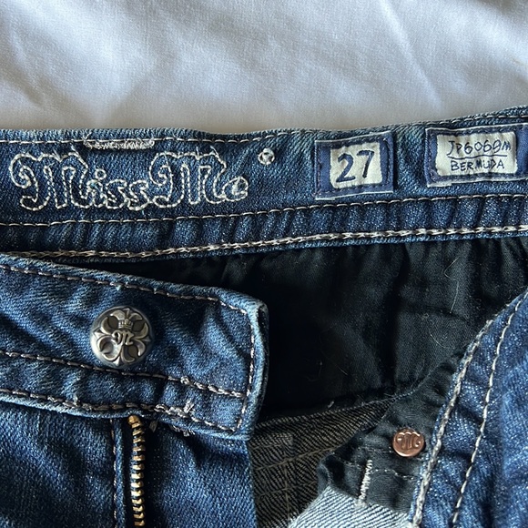 MISS ME • Dark Wash Bermuda Jeans Shorts Size 27 - Picture 7 of 12